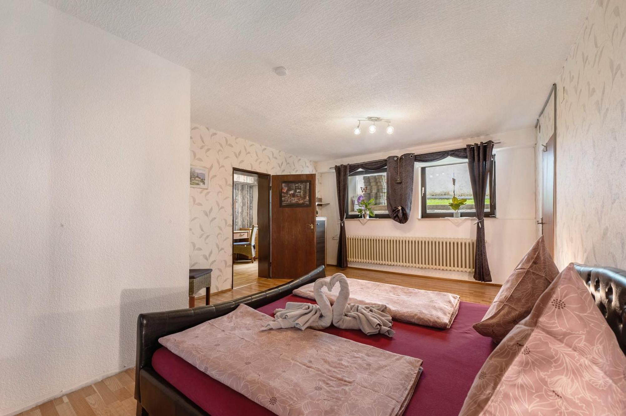 Ferienwohnung In Der Eifel Pesch Exterior foto